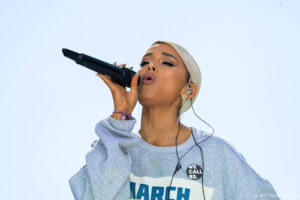 &#8216;Ariana Grande verdient goed aan Coachella&#8217;