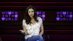 Ashley Judd schrijft boek over misbruik