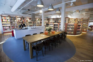 Athenaeum Boekhandel neemt Amsterdamse boekhandel Scheltema over