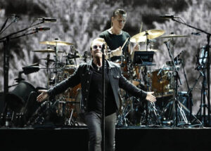 Bono verliest stem, U2 breekt concert af