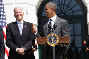 &#8216;Bromance&#8217; Obama en Biden nog altijd gaande