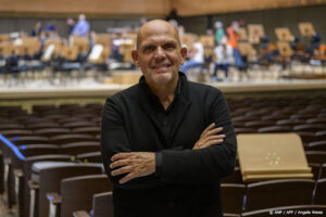 Dirigent Jaap van Zweden wordt muzikaal leider in Frankrijk