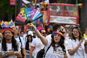 Disney vaart voor het eerst in Nederland mee met Pride