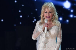 Dolly Parton Wijst Koninklijke Thee-uitnodiging Af