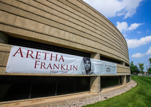 Fans nemen afscheid van Aretha Franklin