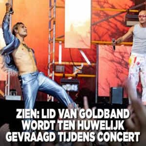 ZIEN: Lid van Goldband wordt ten huwelijk gevraagd tijdens concert