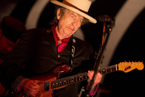 Gitaar Bob Dylan brengt 345.000 euro op