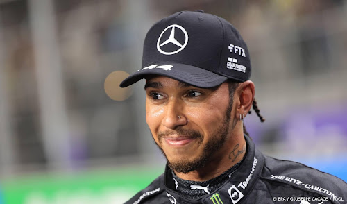 Lewis Hamilton officieel geridderd