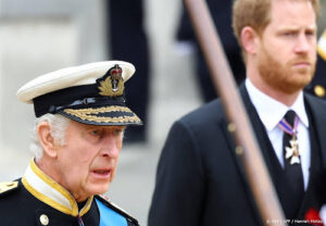 Harry en Charles zien elkaar niet bij bezoek prins aan VK