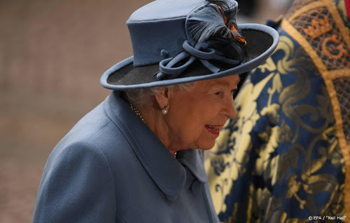 Koningin Elizabeth houdt hoop in coronacrisis