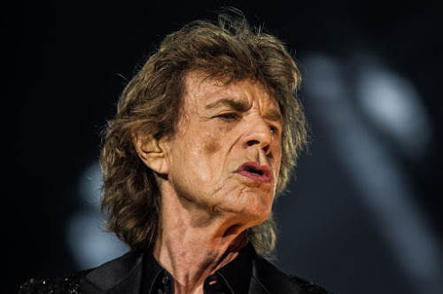 The Sun: Mick Jagger (74) date 22-jarige filmproducente