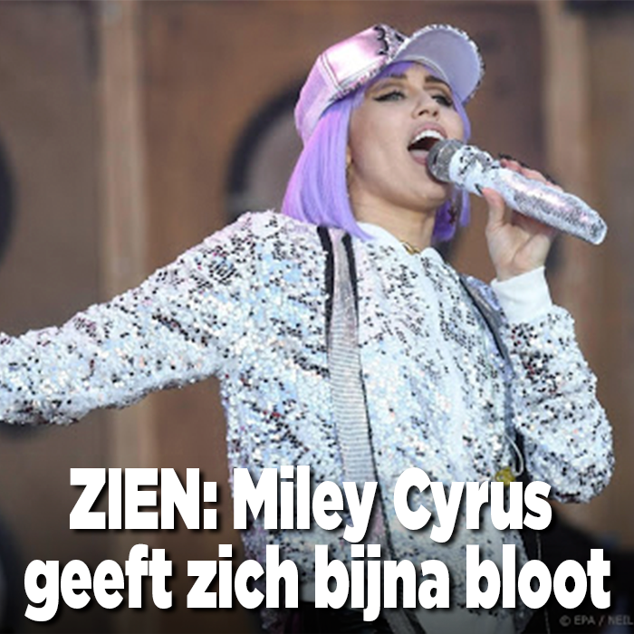 ZIEN: Miley Cyrus geeft zich op het podium bijna bloot