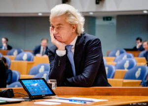 Wilders en Kamervoorzitter krijgen ervan langs