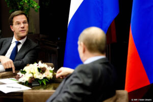 Premier Rutte vindt president Poetin geen sterke man