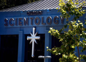 Remini moest sterren bij Scientology krijgen