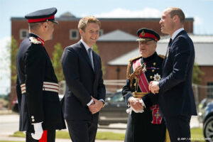 Sunday Times: prins William wordt bode op bruiloft goede vriend
