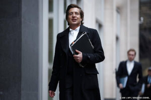 Tabloids hebben ‘levens verwoest’ met illegaal verkregen info