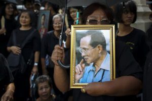 Thaise koning Bhumibol na jaar gecremeerd