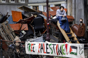 UvA-bestuur in gesprek met pro-Palestijnse demonstranten