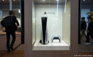 Verkoop PlayStation 5 stuwt Nederlandse gameomzet