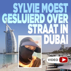 Sylvie moest gesluierd over straat in Dubai