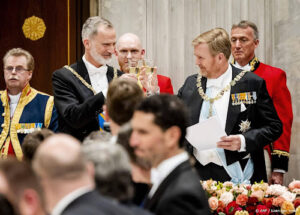 Willem-Alexander en Felipe proosten op &#8216;dierbare&#8217; vriendschap