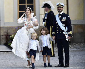 Zweedse Carl Philip en Sofia vieren 8e verjaardag zoon Alexander