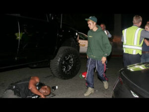 Schokkende beelden van Justin Bieber die per ongeluk fotograaf overrijdt